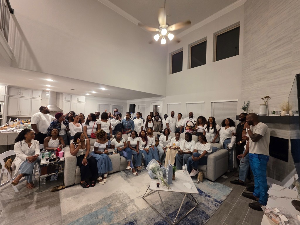 Full group photo in the living room